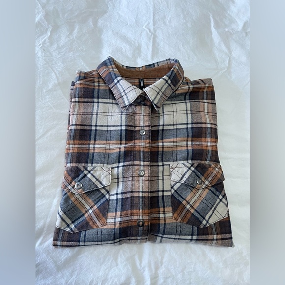 Kuhl | Women’s SZ Small | Brown Plaid Snap Front Flannel Shirt - Picture 11 of 11